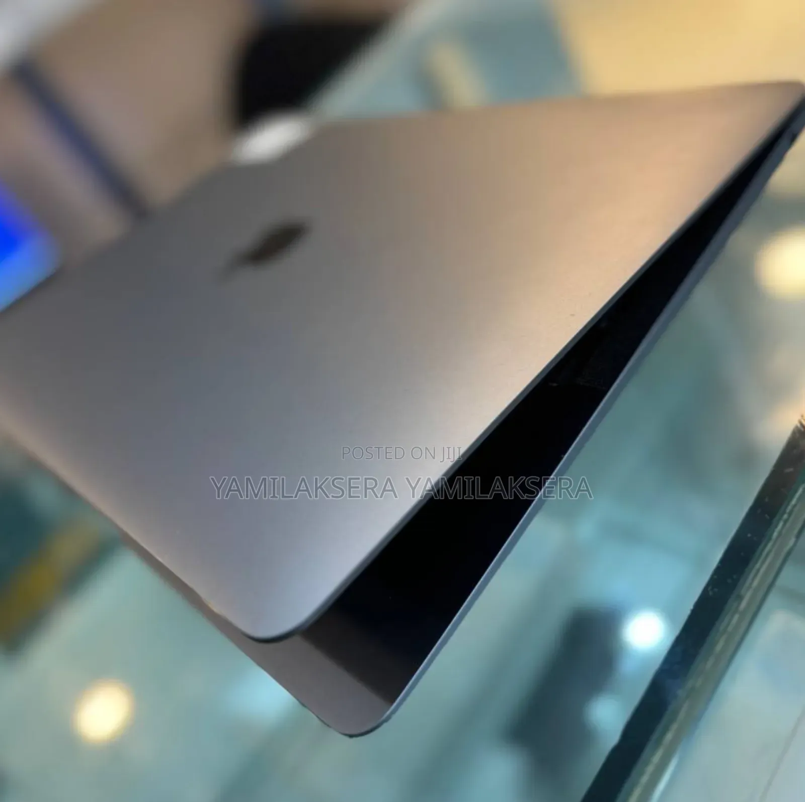 New Laptop Apple MacBook Air 2020 M1 8GB Apple M1 SSD 256GB