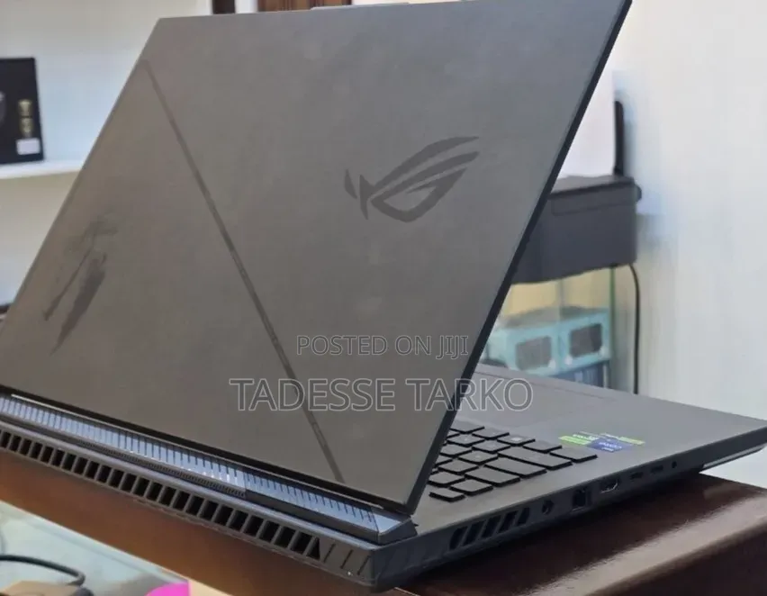 New Laptop Asus 32GB Intel Core i9 SSD 2T