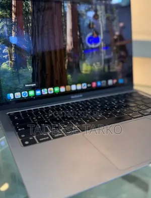 New Laptop Apple MacBook Air 2020 M1 8GB Apple M1 SSD 256GB