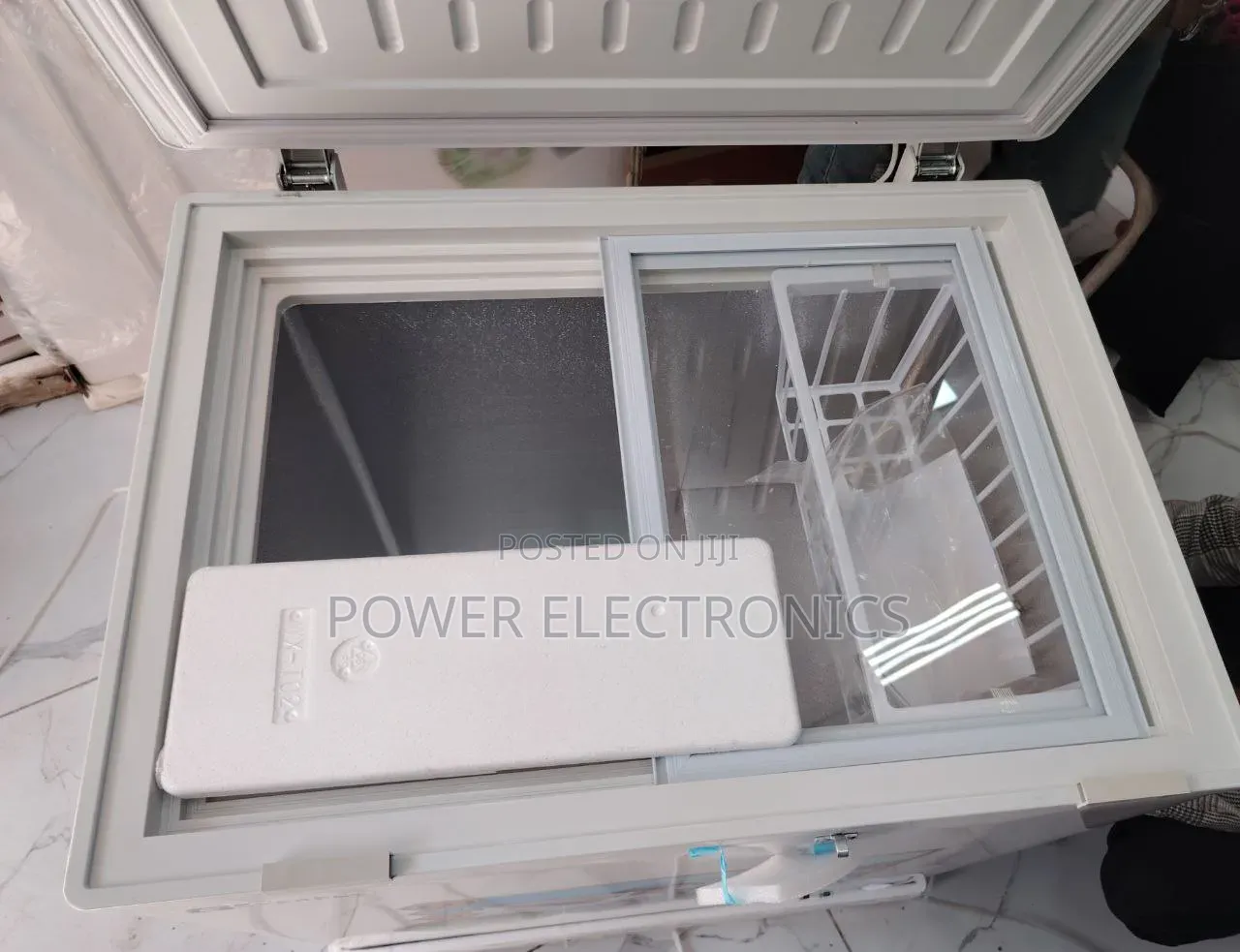 Everest 230l Deep Freezer