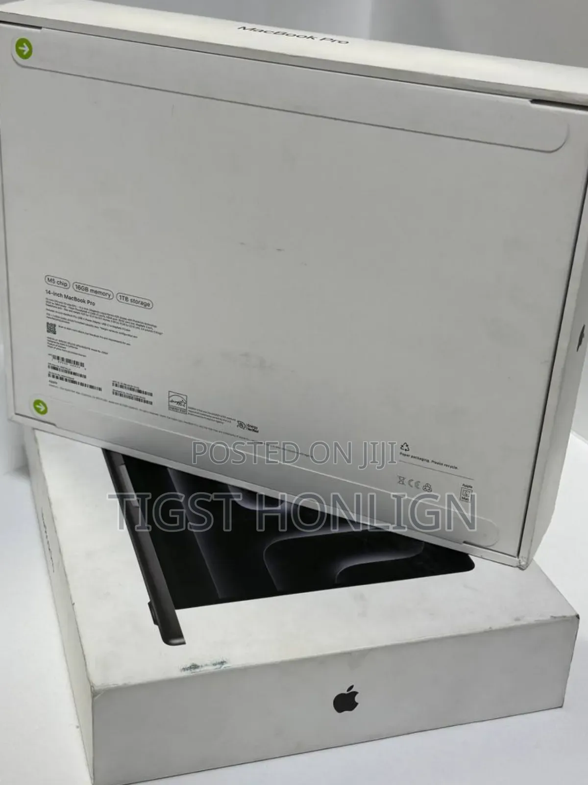 New Laptop Apple MacBook Pro 2025 M5 14-inch 16GB Apple M5 SSD 1T