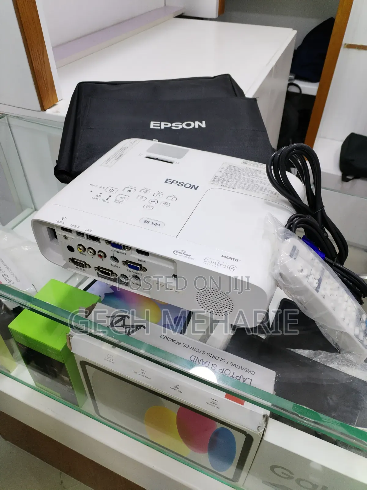 Brand New Epson Projector Model Name: Eb -X49 Hardware Interce: Vg