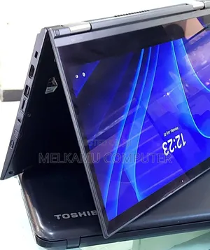 New Laptop Lenovo Yoga 730 16GB Intel Core i5 SSD 512GB