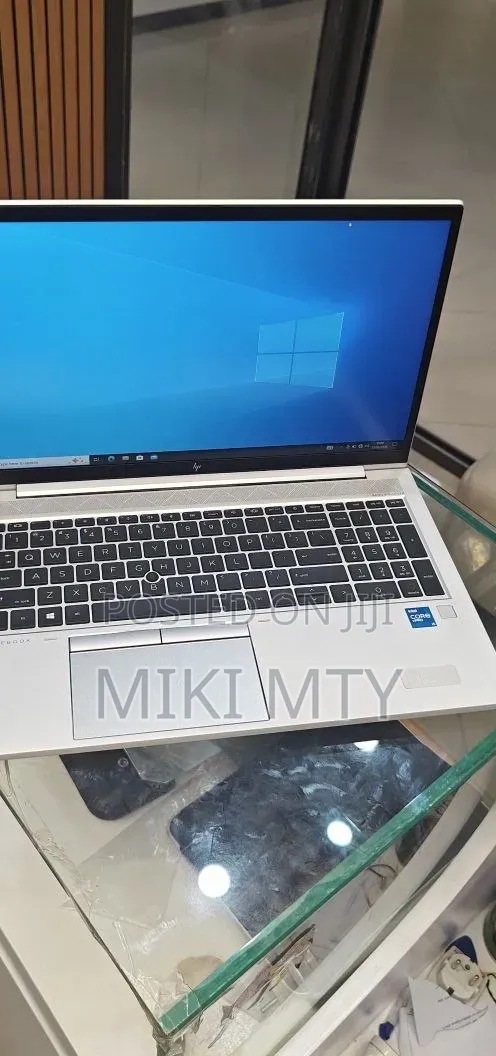 New Laptop HP EliteBook 840 16GB Intel Core i7 SSD 512GB