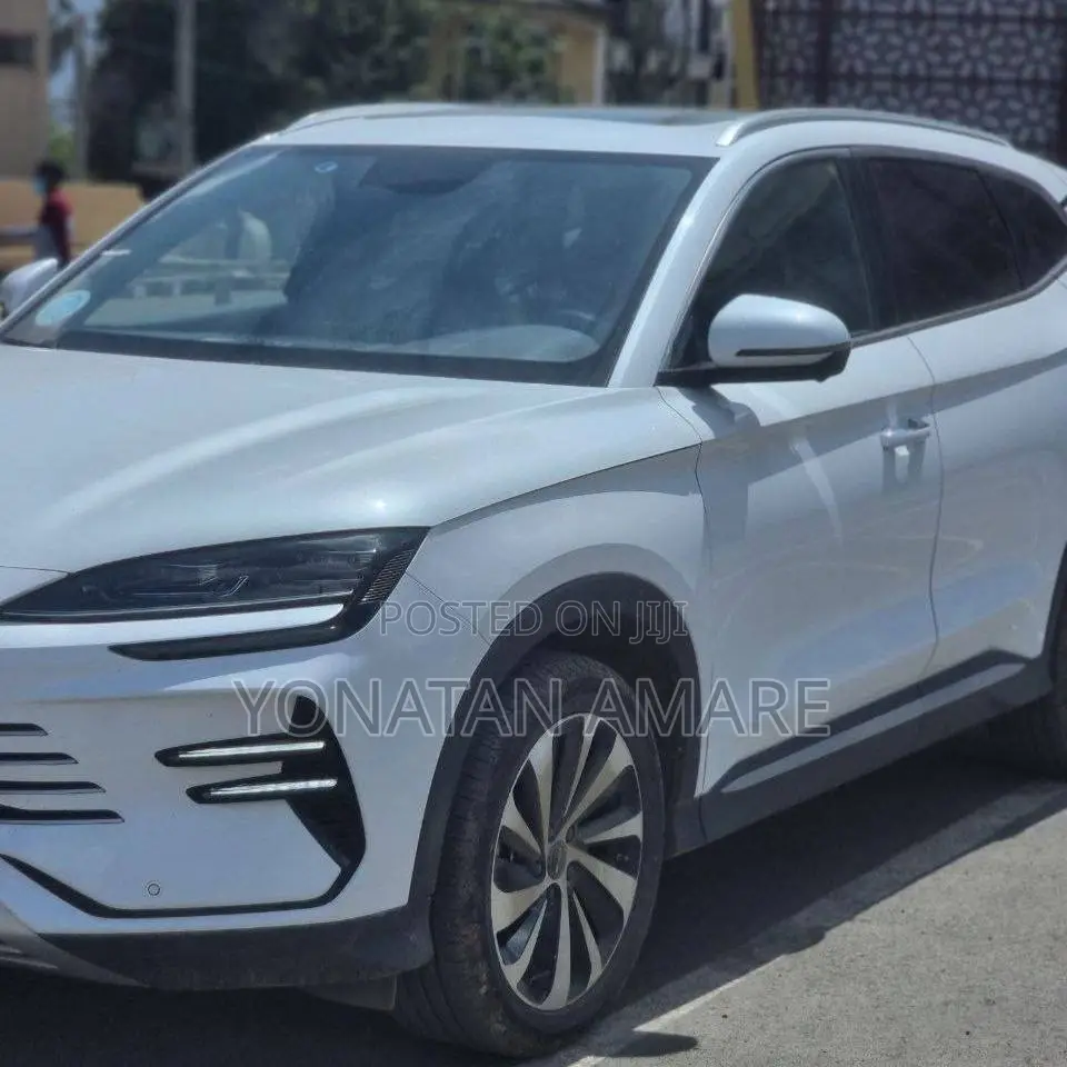 BYD Song Plus 2024 White