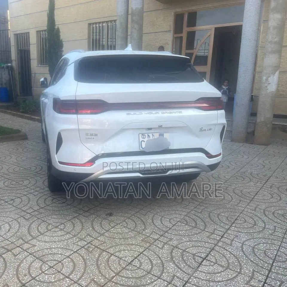 BYD Song Plus 2024 White