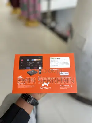 X-Crusier Android V12 Tv Box