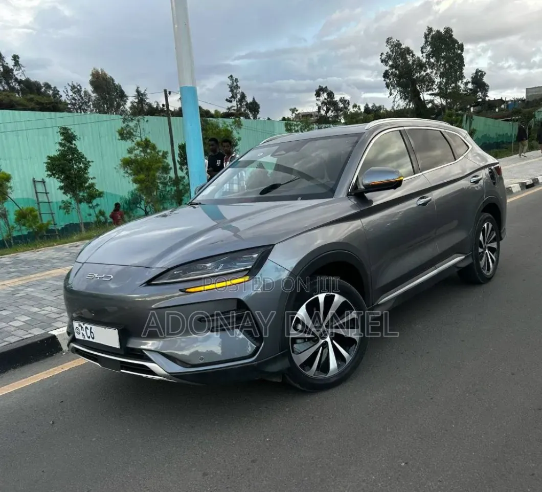 BYD Song Plus EV FWD 2024 Gray