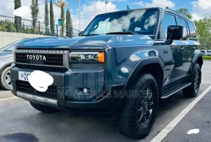 Toyota Land Cruiser Prado 2025 Gray