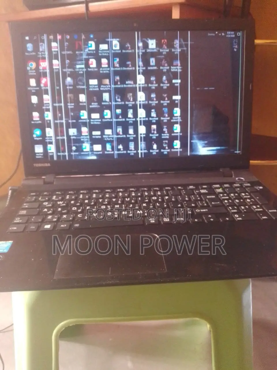 Laptop Toshiba 4GB Intel Core i3 HDD+SSD 500GB