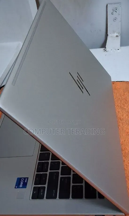 New Laptop HP EliteBook 840 G9 16GB Intel Core i7 SSD 512GB