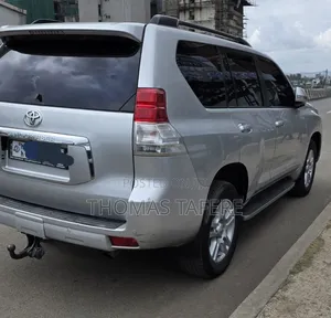 Toyota Land Cruiser 2012 Silver