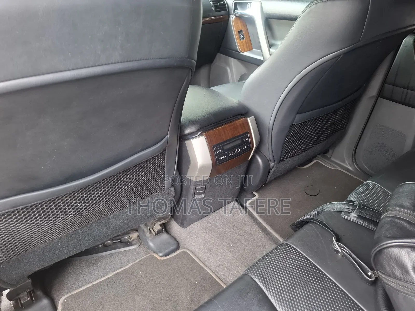 Toyota Land Cruiser 2012 Silver