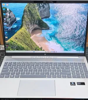 New Laptop HP Pavilion 15 16GB Intel Core Ultra 7 SSD 512GB