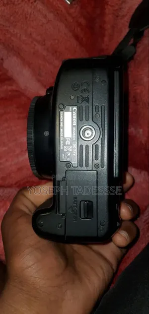 Canon T5i Camera