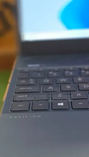 New Laptop HP Pavilion 15 8GB Intel Core i7 SSD 256GB