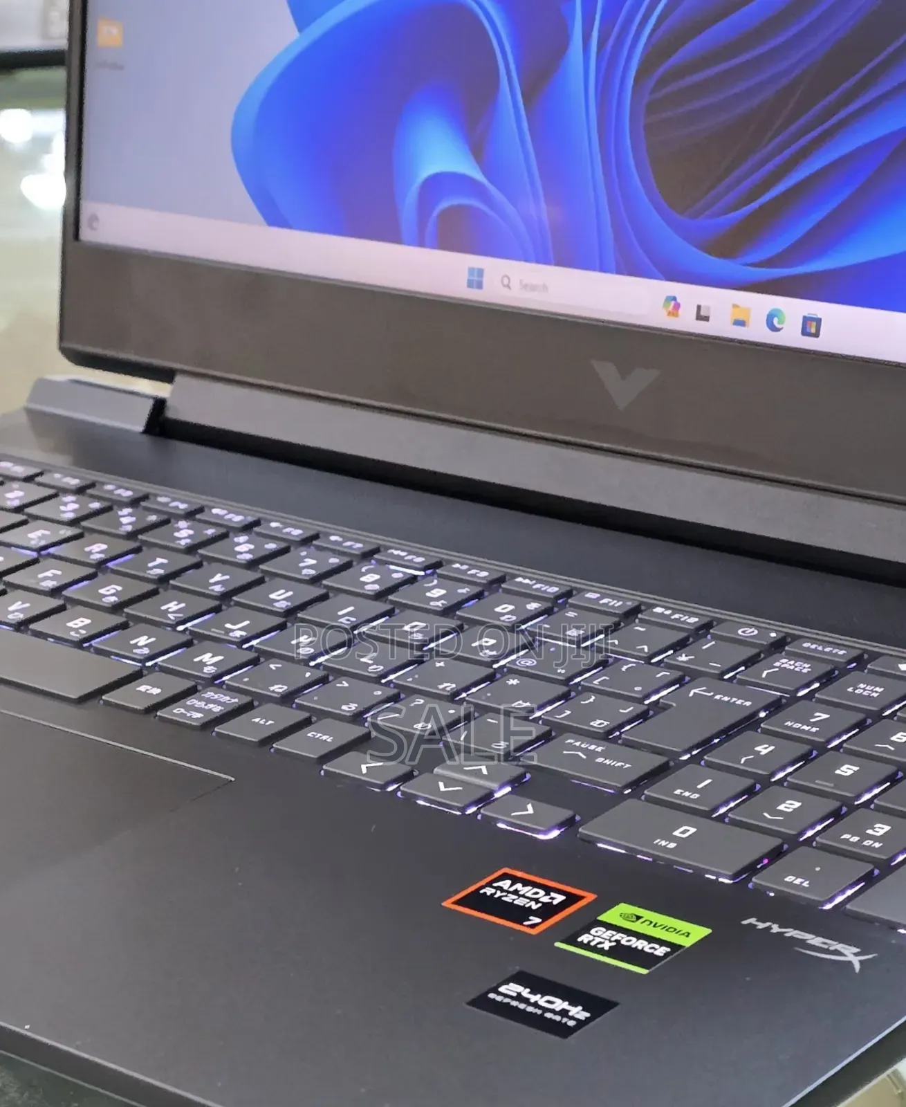 New Laptop HP Victus 15 16GB AMD Ryzen 7 SSD 1T