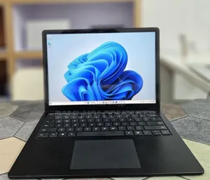 New Laptop Microsoft Surface Laptop 4 16GB Intel Core i7 SSD 512GB
