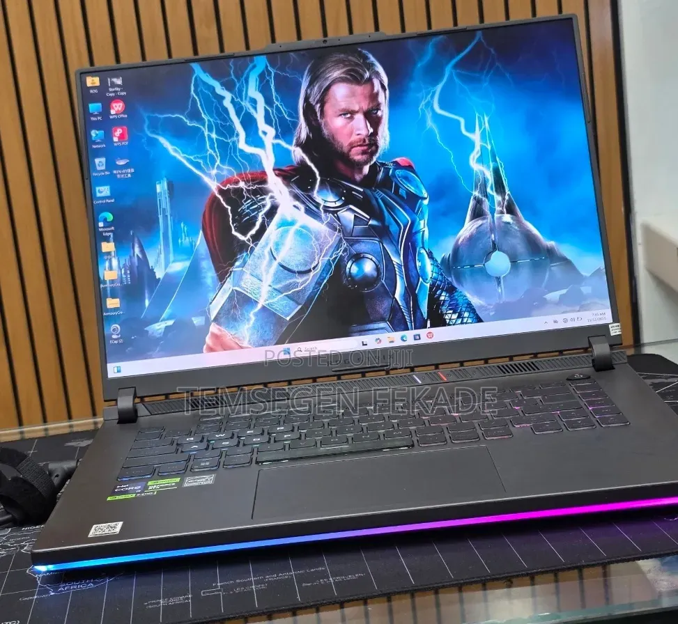 New Laptop Asus ROG Strix G15 16GB Intel Core i9 SSD 1T
