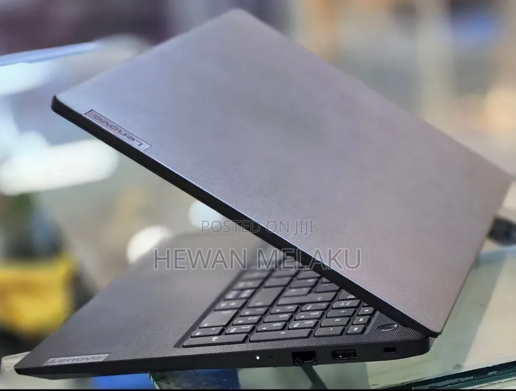 New Laptop Lenovo Ideapad 3 16GB Intel Core i7 SSD 512GB