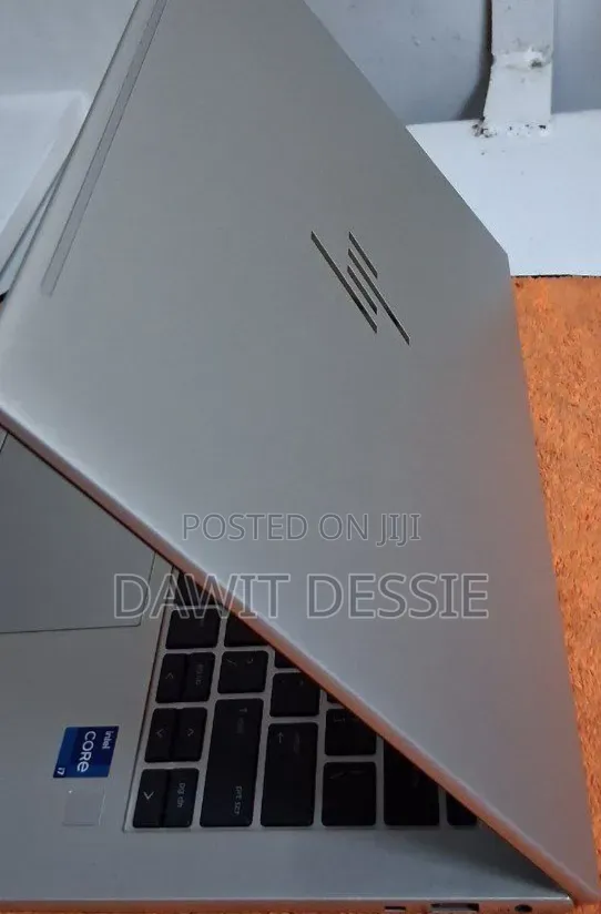 New Laptop HP EliteBook 840 G9 16GB Intel Core i7 SSD 512GB