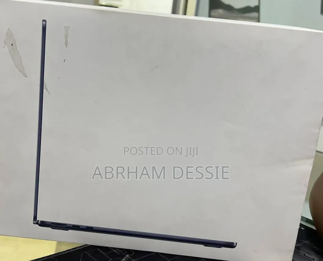 New Laptop Apple MacBook Air 2026 M5 13-inch 16GB Apple M5 SSD 512GB