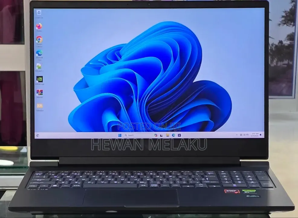 New Laptop HP Victus 16 16GB AMD Ryzen 7 SSD 1T