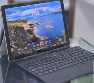 New Laptop Microsoft Surface Pro 4 8GB Intel Core i5 SSD 256GB