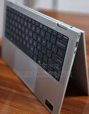 New Laptop HP EliteBook 1040 16GB Intel Core Ultra 7 SSD 512GB