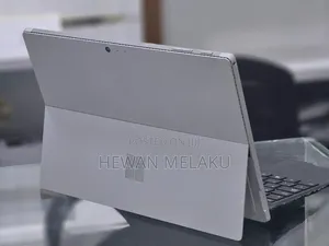 New Laptop Microsoft Surface Pro 4 8GB Intel Core i5 SSD 256GB