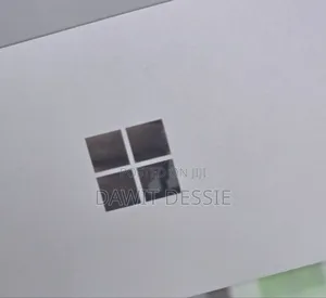 New Laptop Microsoft Surface Pro 4 8GB Intel Core i5 SSD 256GB