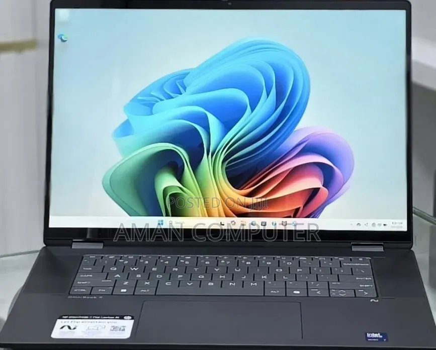 New Laptop HP OmniBook 5 Flip 16GB Intel Core Ultra 7 SSD 1T