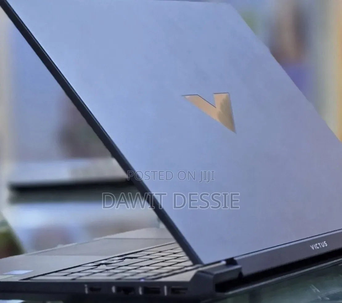 New Laptop HP Victus 15 16GB Intel Core i7 SSD 512GB