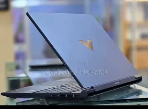 New Laptop HP Victus 15 16GB Intel Core i7 SSD 512GB