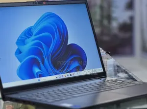 New Laptop Lenovo V15 16GB Intel Core i7 SSD 512GB