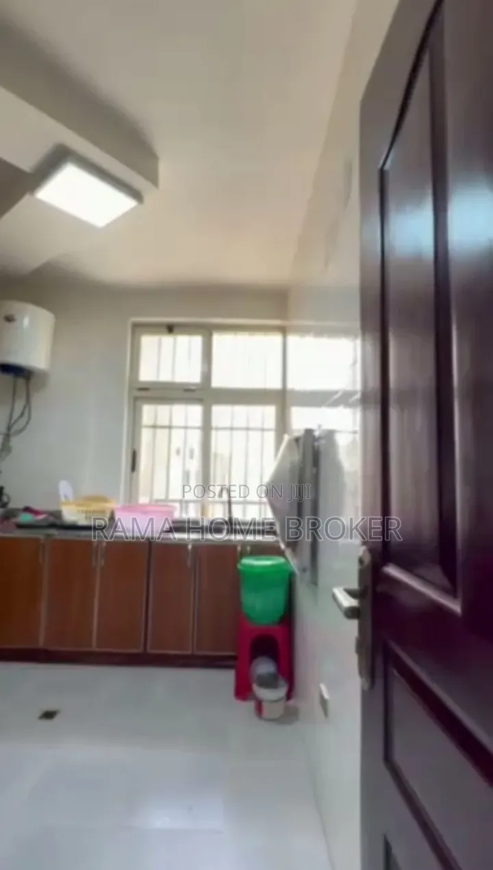 Furnished 3bdrm Condo in አያት 49 ኮንዶሚኒየም, Yeka for sale