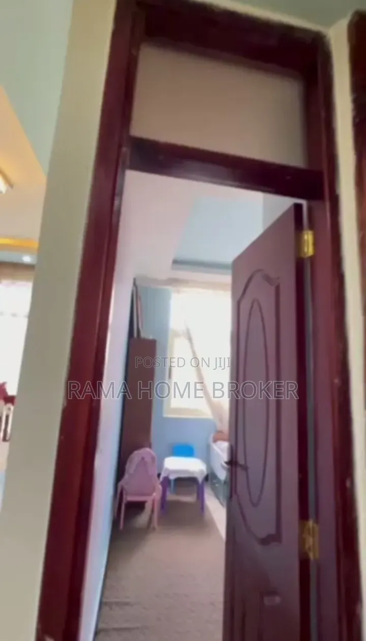 Furnished 3bdrm Condo in አያት 49 ኮንዶሚኒየም, Yeka for sale