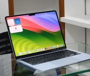 New Laptop Apple MacBook Air 2025 M4 13-inch 16GB Apple M4 SSD 256GB