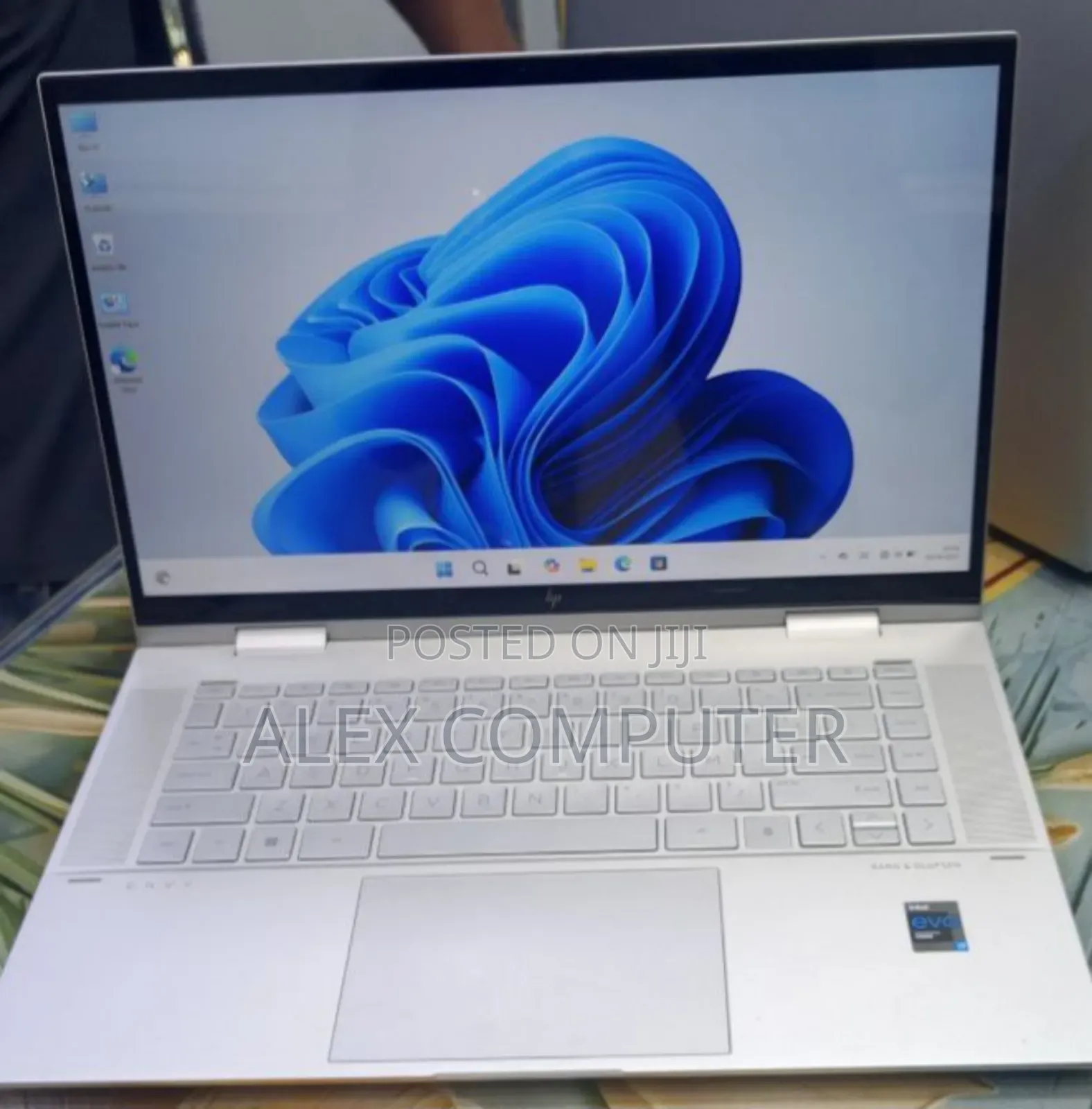 New Laptop HP Envy x360 16GB Intel Core i7 SSD 512GB