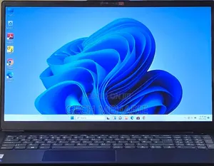 New Laptop Lenovo V15 16GB Intel Core i7 SSD 512GB