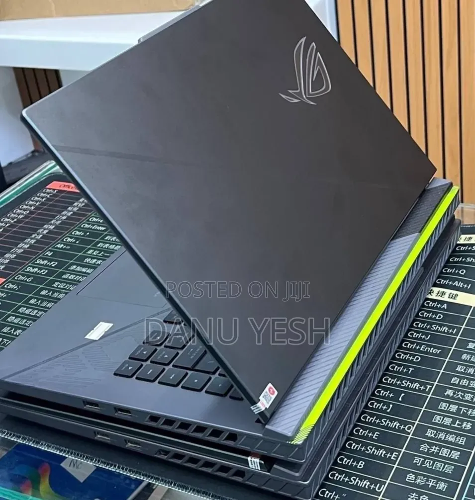 New Laptop Asus ROG Strix G15 16GB Intel Core i9 SSD 1T