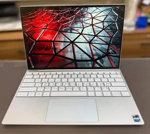 New Laptop Dell XPS 13 8GB Intel Core i5 SSD 256GB