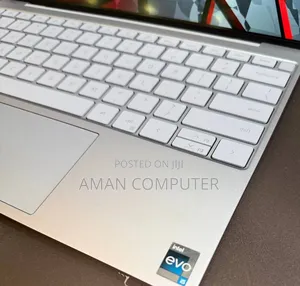 New Laptop Dell XPS 15 8GB Intel Core i5 SSD 256GB