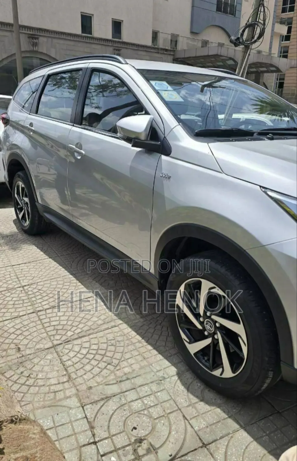 Toyota Rush 2024 Silver
