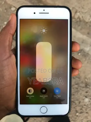 Apple iPhone 8 64 GB White