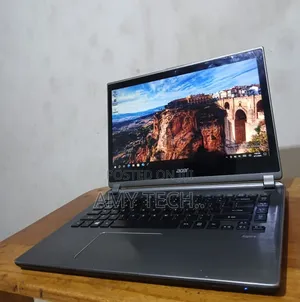 Laptop Acer Aspire M5-481PT 6GB Intel Core i5 HDD 1T