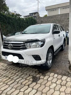 Toyota Hilux Revo Single Cab Deisel 2.4 RWD 2017 White