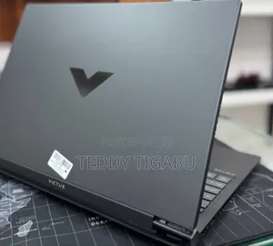 New Laptop HP Victus 16 16GB Intel Core i7 SSD 1T