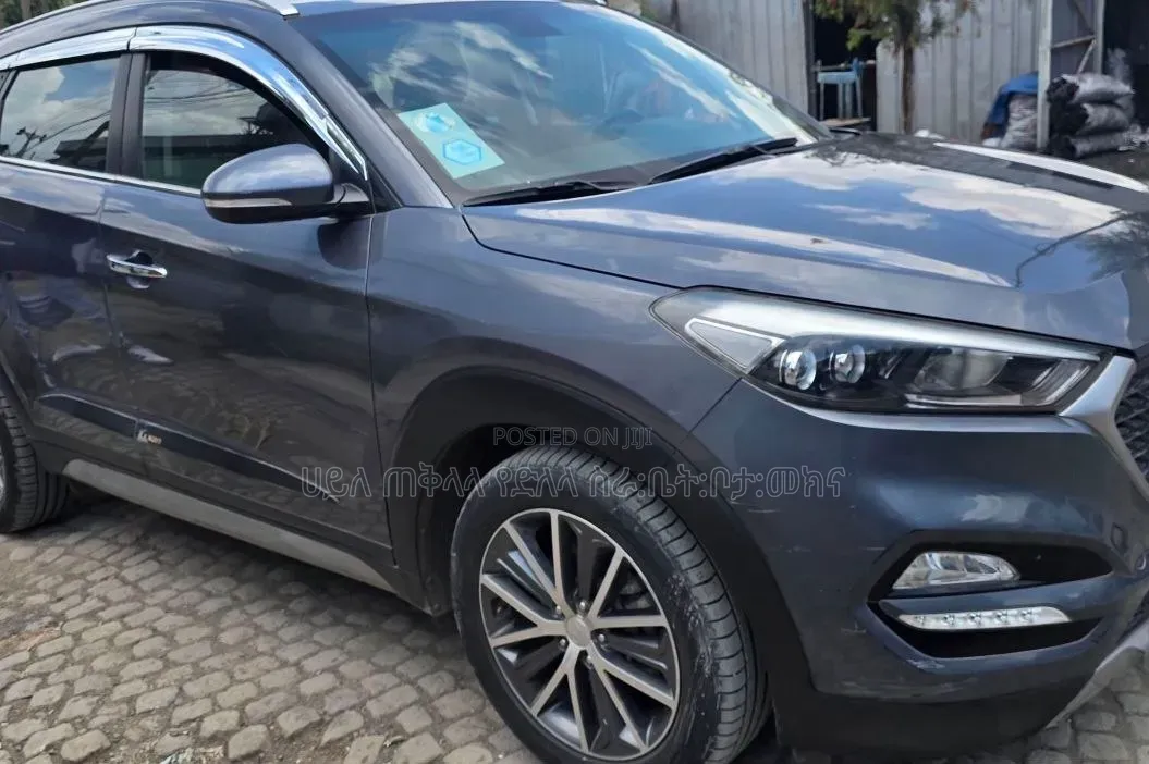 Hyundai Tucson 2018 Gray