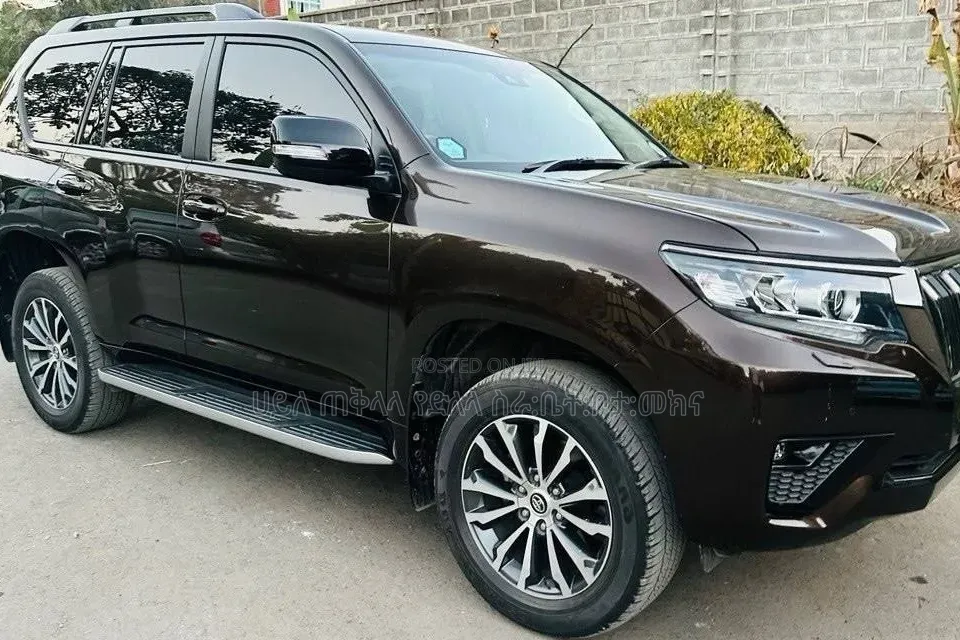 Toyota Land Cruiser Prado 2023 Brown